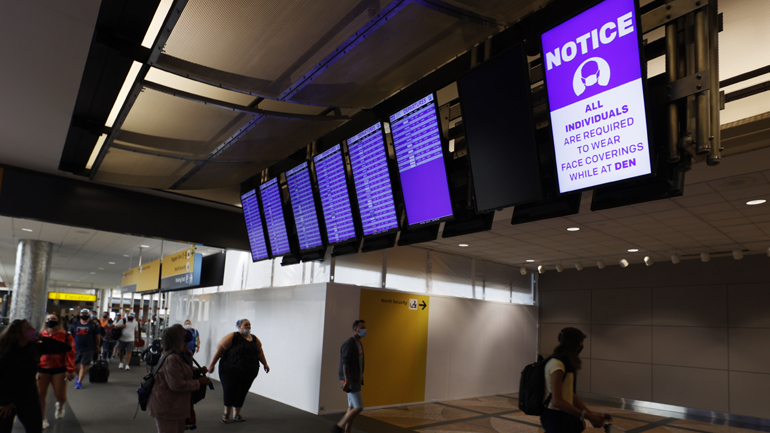 New York Times: Η Ε.Ε. ενδέχεται να απαγορεύσει την είσοδο Αμερικανών ταξιδιωτών λόγω κορωνοϊού