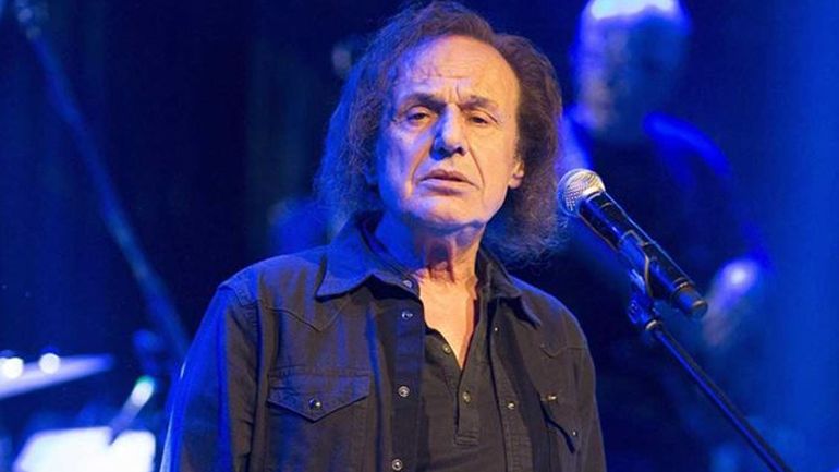 Ο Βασίλης Παπακωνσταντίνου έγινε 70! Δείτε φωτογραφίες από το πάρτι του