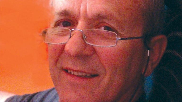 «Οι γυναίκες εδώ δεν τραγουδάνε» του Σπύρου Καπώνη