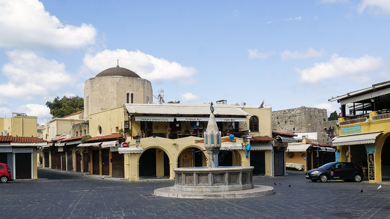 Συγκλονισμένη η Ρόδος με την λιποθυμία παιδιού 9 ετών από πείνα