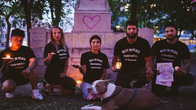 Συγκέντρωση φιλόζωων στην πρεσβεία του Καναδά για τον θάνατο γνωστής ακτιβίστριας