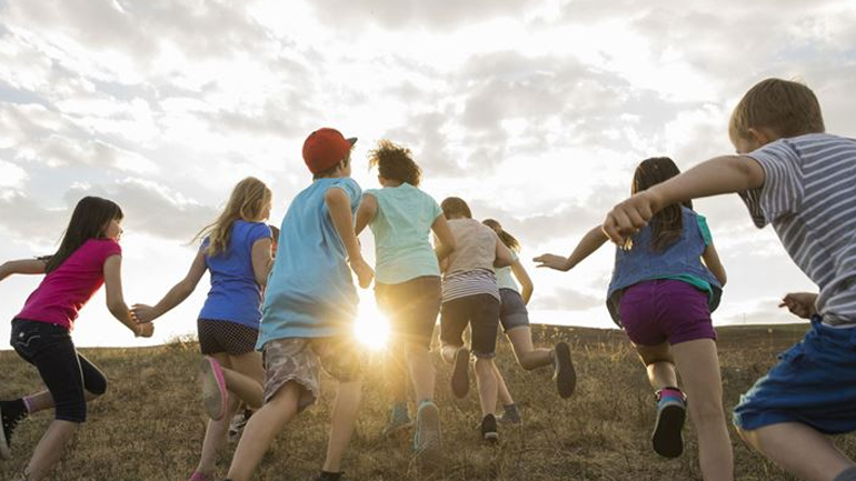 Οι παιδικές κατασκηνώσεις πήραν το «πράσινο φως» – Δείτε όλους τους κανόνες που πρέπει να ακολουθήσετε