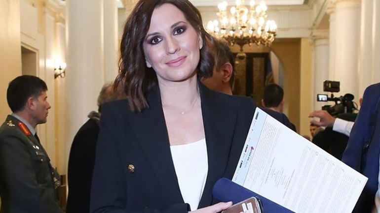 Η Νίκη Λυμπεράκη αποκάλυψε το φύλο του μωρού που περιμένει