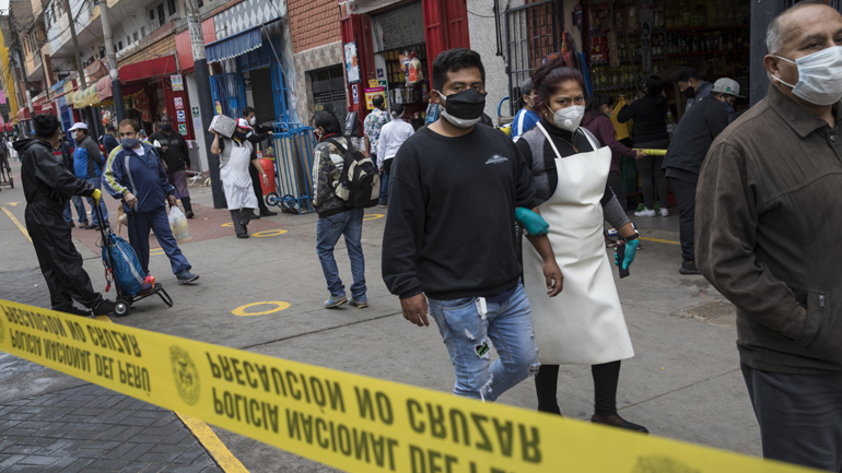 Περού: Η κυβέρνηση δεν αποκλείει προσωρινή κρατικοποίηση των ιδιωτικών κλινικών