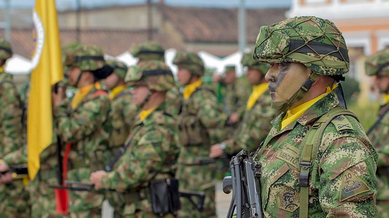 Κολομβία: Οκτώ στρατιώτες κατηγορούνται για τον βιασμό 13χρονης