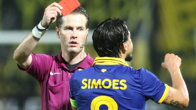 Με οκτώ παίκτες τελείωσε το ματς κόντρα στον Άρη η ΑΕΚ – Με πολλές απουσίες κόντρα στον Ολυμπιακό