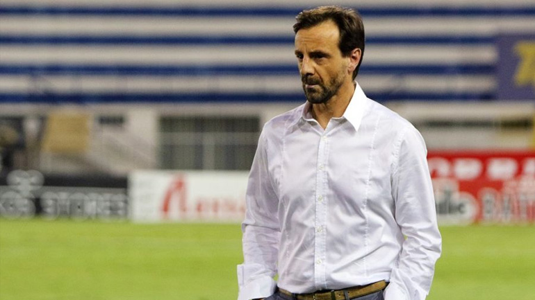 Έλυσε τη συνεργασία της με τον Άκη Μάντζιο η Λαμία