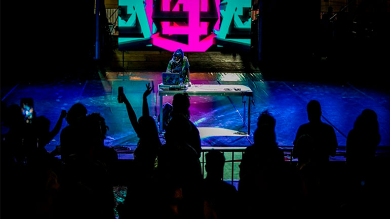 25 Ιουνίου 2020: Επτά παραστάσεις για να δείτε σήμερα online