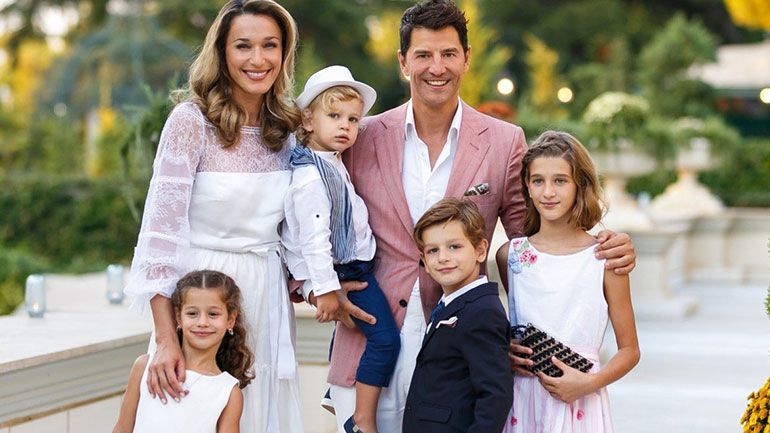 Κάτια Ζυγούλη: Μας δείχνει πώς περνάει τον χρόνο της στην παραλία με τα παιδιά της