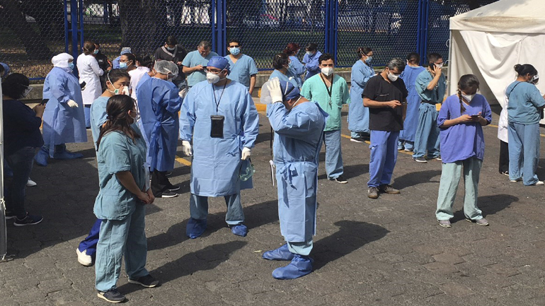 Τους δέκα έφτασαν οι νεκροί από τον ισχυρό σεισμό στο Μεξικό