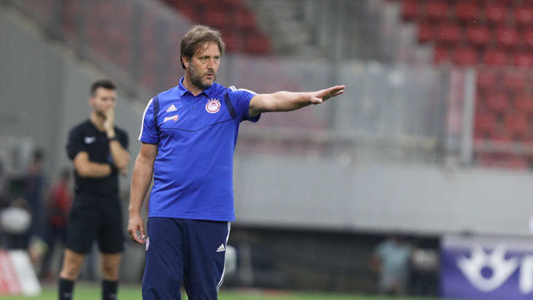 Μαρτίνς: «Αφιερωμένη στον Νίκο Αλέφαντο η πρόκριση»