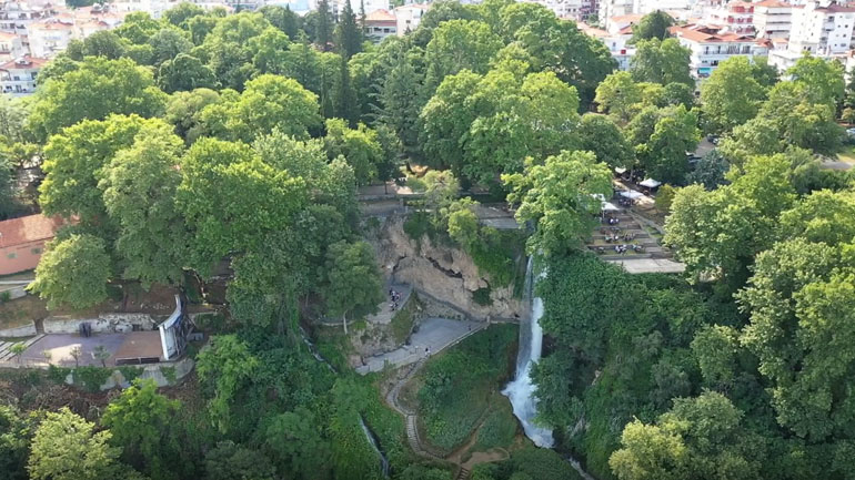 Μια βόλτα στους καταρράκτες της Έδεσσας