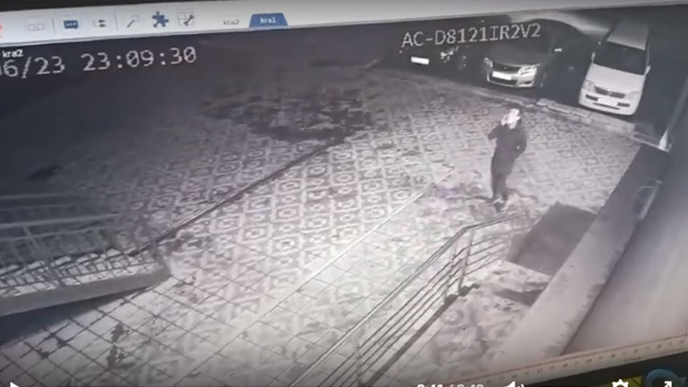 Άγιο είχε: Παραλίγο να του έρθει τούβλο στο κεφάλι