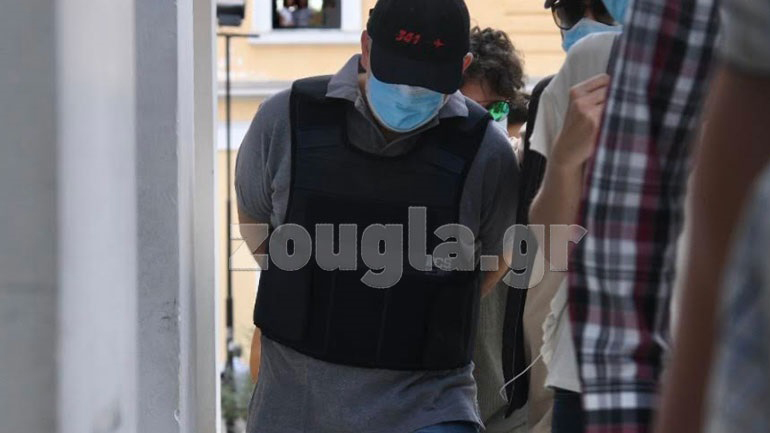 Πιθανότατα ο ψευτογιατρός να είχε αρκετούς συνεργούς – Τις 52 έφτασαν οι καταγγελίες