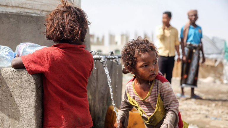 Υεμένη: Εκατομμύρια παιδιά αντιμέτωπα με τη λιμοκτονία