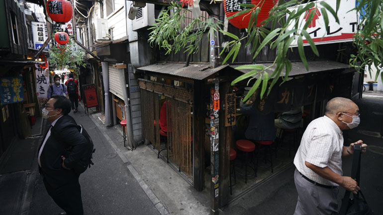 Η Ιαπωνία κατέγραψε πάνω από 100 νέα κρούσματα κορωνοϊού για πρώτη φορά μετά από εβδομάδες