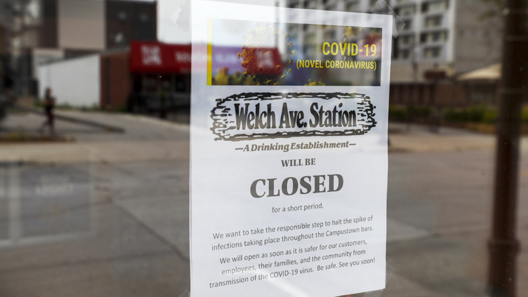 Ρεκόρ κρουσμάτων στο Τέξας: Κλείνουν τα μπαρ με εντολή του κυβερνήτη