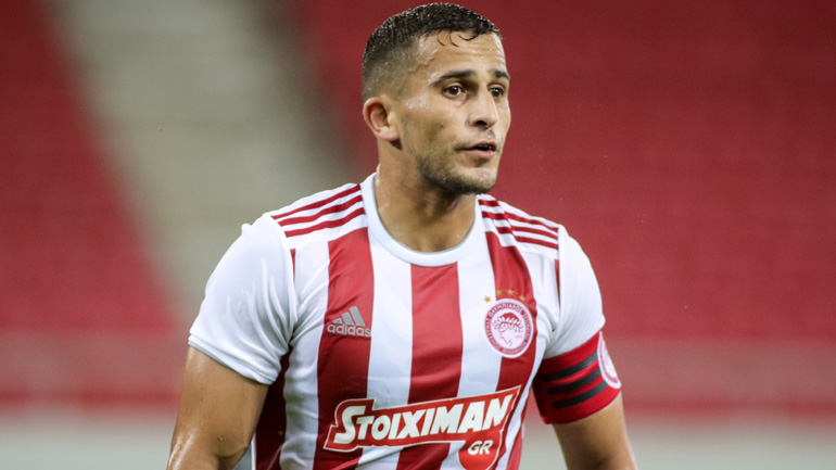 Μάνατζερ Ελαμπντελαουΐ: «Συζητάμε με αρκετές ευρωπαϊκές ομάδες»