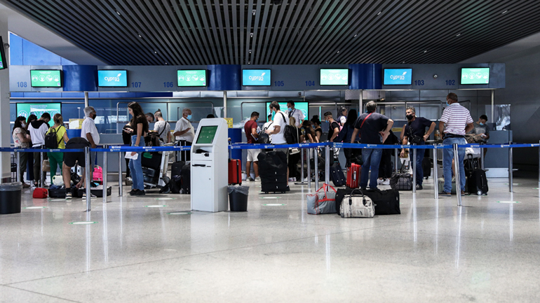 Ανοίγουν όλα τα περιφερειακά αεροδρόμια