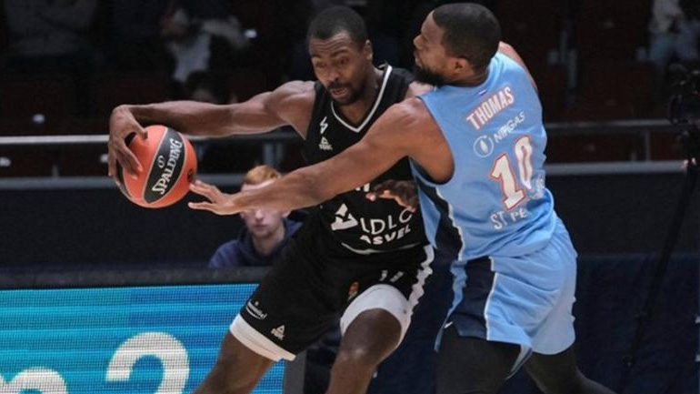 Μπάσκετ: Υπογράφει για δύο χρόνια στον Ολυμπιακό ο Λιβιό Ζαν-Σαρλ