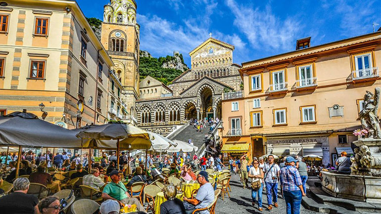 Ιταλία: Ένα καλοκαίρι χωρίς Αμερικανούς τουρίστες ισοδυναμεί με απώλειες ύψους 1,8 δισ. ευρώ