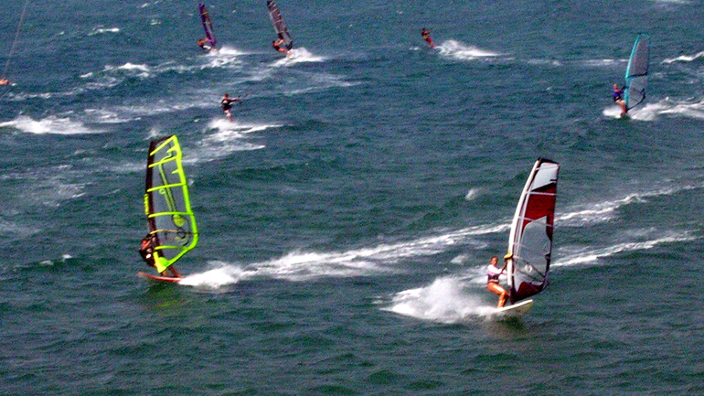 Ποια ελληνικά νησιά θα «τραβήξουν» φέτος τους περισσότερους τουρίστες