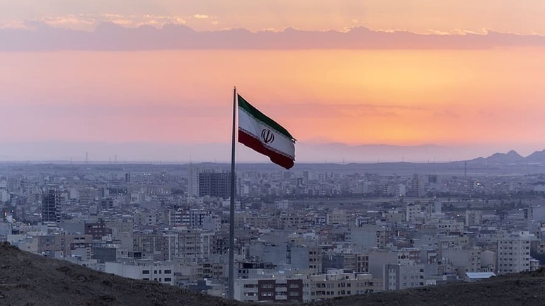 Ριάντ και Ουάσινγκτον καλούν να παραταθεί το εμπάργκο όπλων κατά του Ιράν