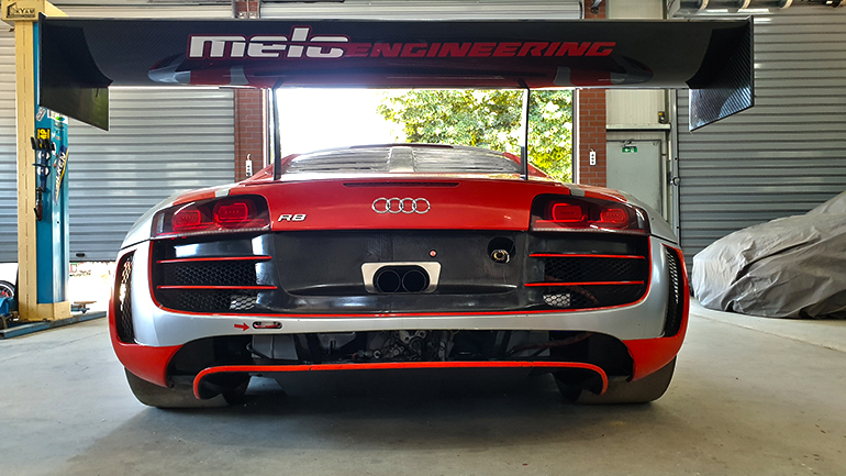 Να ξέρετε πως το καλοκαίρι θα είναι πολύ καυτό (στη φωτό το Audi R8 LMS)