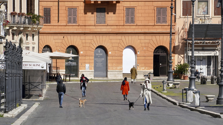 Ιταλία: Υποχρεωτικό το τεστ για τις οικιακές βοηθούς εκτός χωρών της ΕΕ στο Βένετο