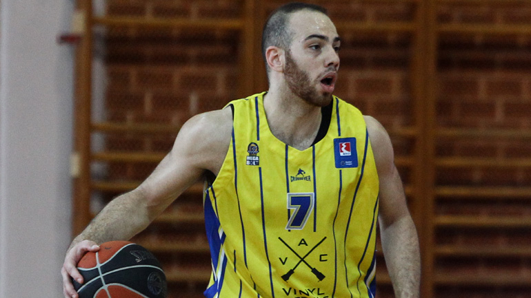 Μουράτος: «Αν μια ομάδα θέλει να πετύχει πρέπει να έχει κορμό Ελλήνων»