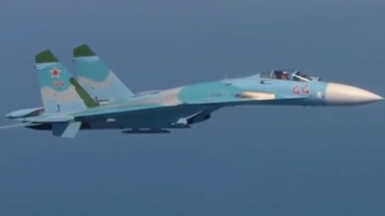 Ρωσικά μαχητικά Su-27 αναχαίτισαν αμερικανικά αεροσκάφη στη Μαύρη Θάλασσα