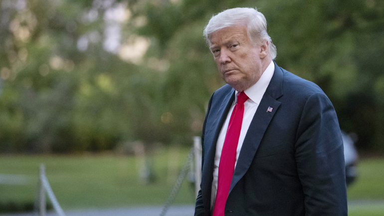 ΗΠΑ: Ο Τραμπ υπερασπίστηκε τον Τζον Γουέιν που κατηγορείται για ρατσιστικά σχόλια