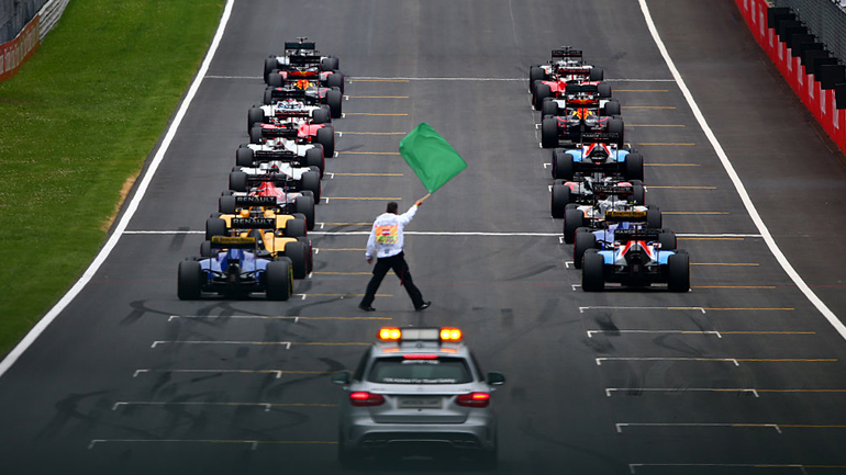 Επιτέλους η μάχη ξεκινά