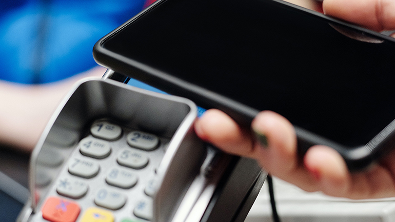 Aυξανόμενη η δημοτικότητα των ανέπαφων τρόπων πληρωμής