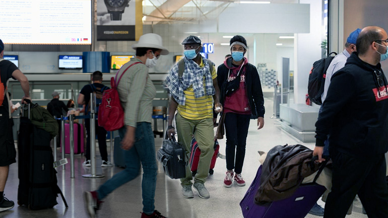 Crash test για τον τουρισμό με 104 πτήσεις