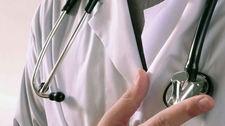 Παγκύπριος Ιατρικός Σύλλογος: «Δεν υπάρχει καμία επίσημη καταγγελία για τον “ψευτογιατρό” από την Ελλάδα»