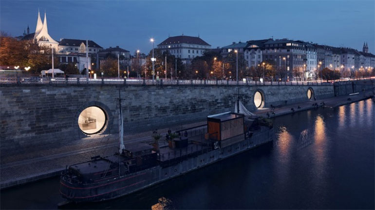 Τσεχία: Χιλιάδες άνθρωποι γιόρτασαν «το τέλος της επιδημίας» με ένα μεγάλο τραπέζι