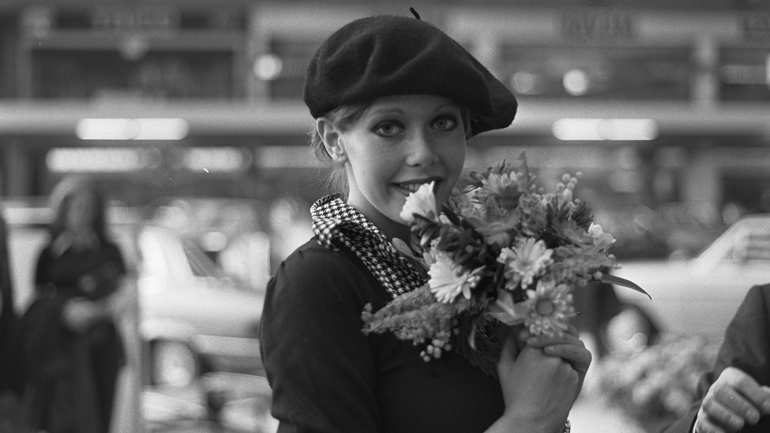 Η ζωή της Σίλβια Κριστέλ, πρωταγωνίστριας της ταινίας «Εμμανουέλλα», σύντομα στη μικρή οθόνη