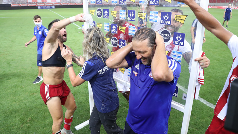 Μαρτίνς: «Αφιερώνω το πρωτάθλημα στον πατέρα μου που έφυγε πολύ νέος»