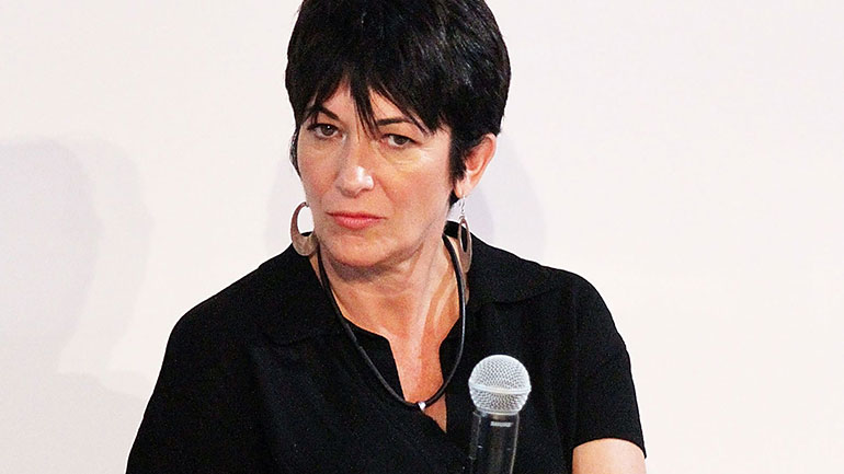 Συνελήφθη η Γκισλέν Μάξγουελ, συνεργός του Επστάιν για βιασμό και trafficking ανήλικων κοριτσιών