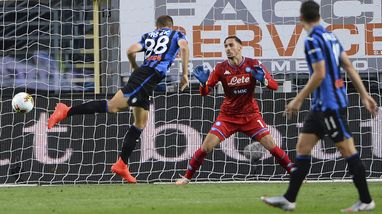 Ανώτερη η Αταλάντα, 2-0 τη Νάπολι