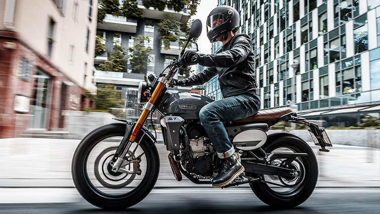 Fantic Caballero Scrambler 500 Deluxe: Εμπλουτισμός γκάμας 