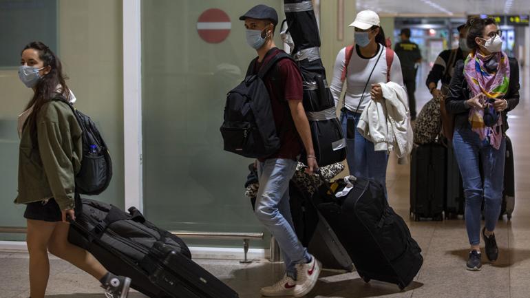 Sky News: Άρση της υποχρεωτικής καραντίνας για ταξιδιώτες από Γερμανία, Γαλλία, Ισπανία και Ιταλία από τις 10 Ιουλίου