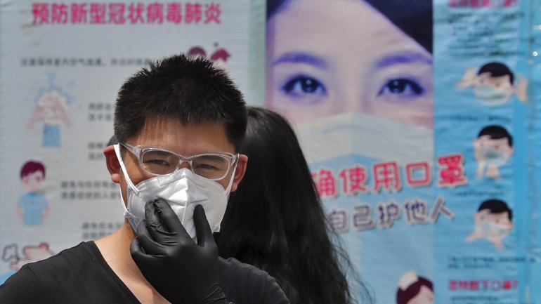 Κορωνοϊός: Το Πεκίνο αίρει τους περιορισμούς στις μετακινήσεις