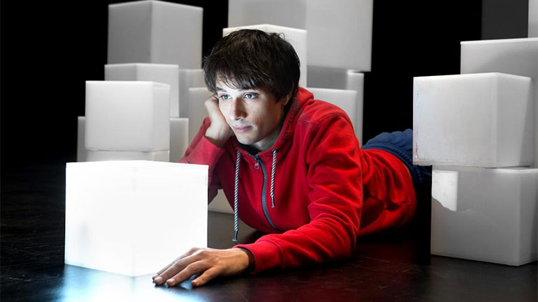 «Ποιος σκότωσε το σκύλο τα μεσάνυχτα»  στην Ηλιούπολη