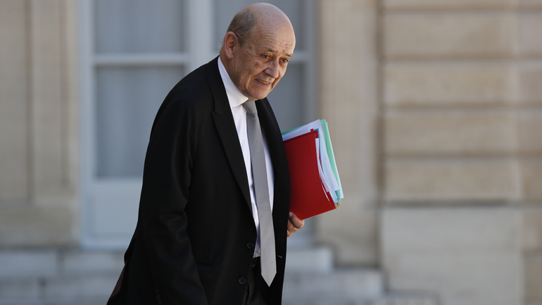 Γαλλία: Να κηρυχθεί κατάπαυση πυρός στη Λιβύη