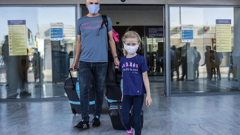 Βρετανία: Δεν περιλαμβάνονται στον κατάλογο των εξαιρέσεων από την καραντίνα οι ταξιδιώτες από την Ελλάδα