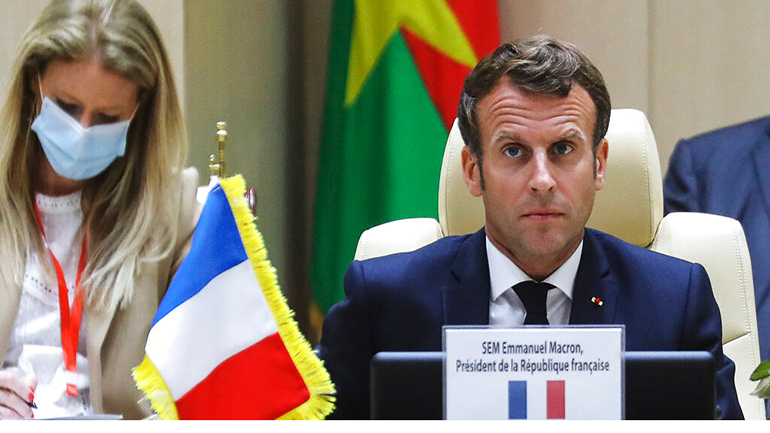 Μακρόν: Φτάσαμε ένα βήμα πριν ανοίξουμε πυρ στους Τούρκους