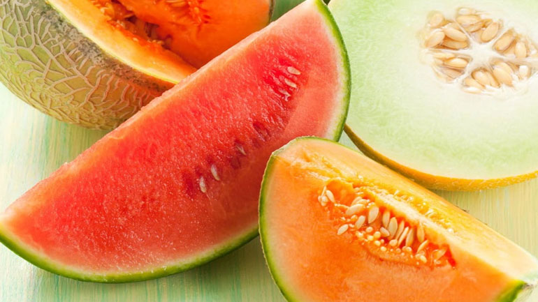 Καρπούζι VS Πεπόνι: Ποιο να προτιμήσετε αν είστε σε δίαιτα;