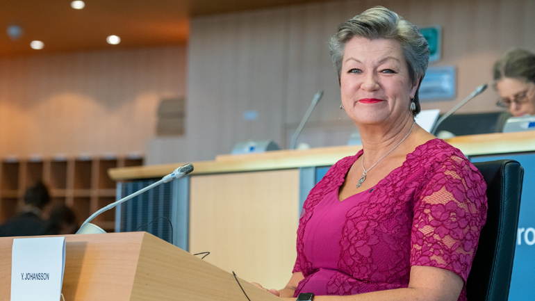 Γιόχανσον: Τον Σεπτέμβριο πιθανότατα η παρουσίαση της πρότασης για το νέο Σύμφωνο για τη Μετανάστευση και το Άσυλο